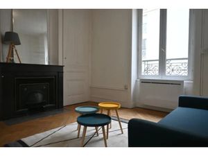 Location meublée appartement 2 pièces 43 m² à Lyon 3ème (69003)  1 130 €