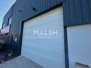 Local d'Activités à VAULX EN VELIN - A LOUER - 212 m²