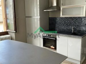 Location appartement 3 pièces 60 m² à Ambilly (74100)  1 800 €