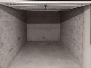 Location Garage / Box – Vénissieux / Limite Lyon 8 – 100 CC