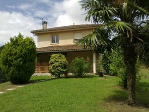 Location maison 5 pièces 150 m² à Orthevielle (40300)  1 500 €