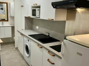 Superbe Studio 20M2 meublé refait à neuf (LIBRE 1er JANVIER)