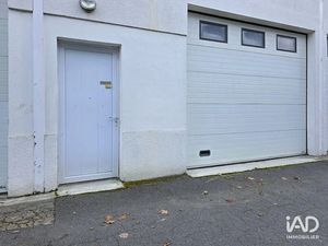 Location locaux professionnels 80 m² à Ozoir-la-ferriere (77330)  1 200 €