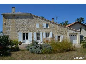 Maison de caractère idéale pour deux familles