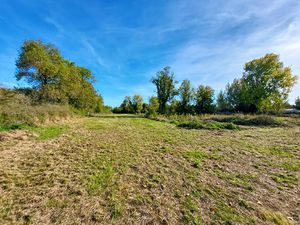 Vente terrain  589.00m²  Notre