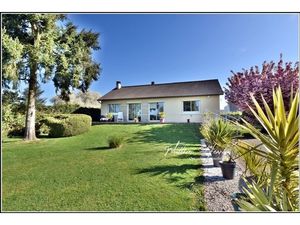 EN EXCLUSIVITÉ – Maison familiale sur sous-sol  3 chambres + 1 bureau  DPE C