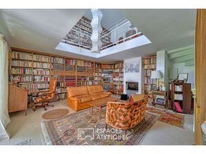Villa d'architecte de plain-pied avec piscine et environnement privilégié