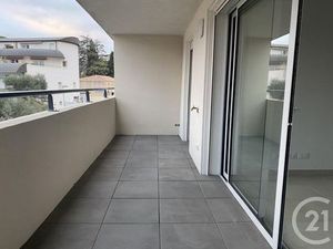 Appartement F3 à louer - 3 pièces - 60 m2 - Clermont L Herault - 34 - LANGUEDOC-ROUSSILLON