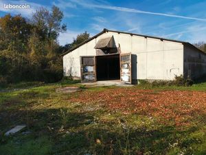 Garage entrepôt atelier local 150m2