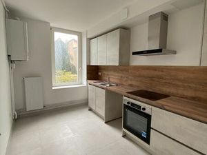 F3 avec caves et grenier à SAINT-MAX