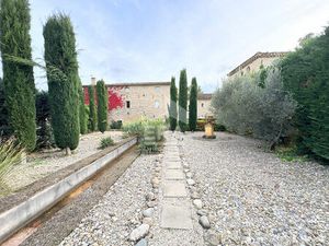 A LOUER LE PUY SAINTE REPARADE APPARTEMENT 2 PIECES 45.5 M² AVEC JARDIN  CAVE ET PLACE DE 