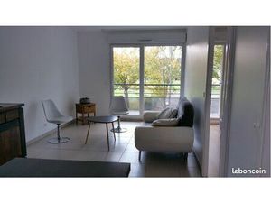 Loue T2 Terrasse et parking