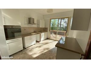 Appartement F5/6 de 129m² avec 2 terrasses de 19m² et 24m² plus CAVE et Parking à DOMONT