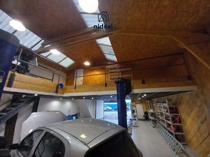 Immeuble commercial + appartement