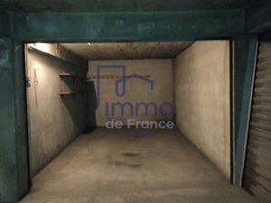 Garage fermé