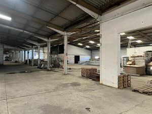 Vente local d'activités SAINT MAURICE DE CAZEVIEILLE 4 860 m²