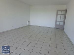 Location Appartement 3 pièces 74m² ST GEORGES DE RENEINS 69830