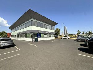 Location Local Professionnel 328m² ISSOIRE 63500