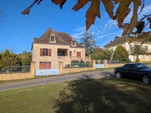 Vente maison 5 pièces 154 m² à Villefranche-du-Périgord (24550)  169 900 €