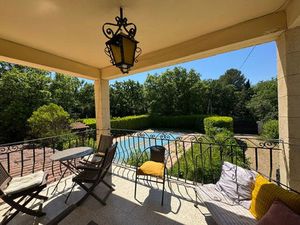 Vente maison 9 pièces 200 m² Aix-en-Provence (13100)