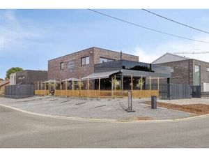 TE KOOP: Handelshuis met pizzeria & appartement in Koersel!