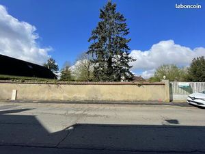 Terrain 527 m² Coltainville