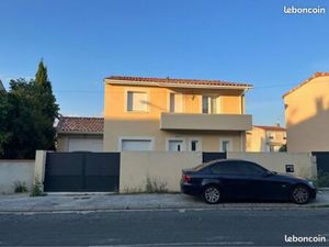 Maison pavillonnaire à étage construction récente