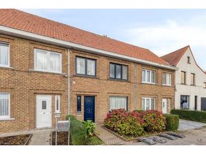 Op te frissen woning met 3 slaapkamers