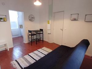 PROCHE Mairie et centre ville – Studio meublé refait à neuf 19m2