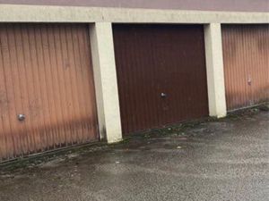 Garage à louer