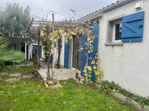 Vente maison 4 pièces 62 m² Saint-Ciers-du-Taillon (17240)