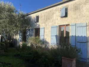 Vente maison 4 pièces 96 m² Saint-Dizant-du-Gua (17240)