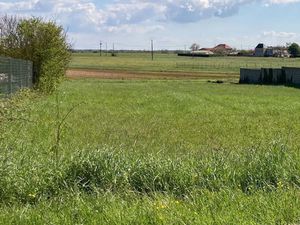 Vente terrain 1500 m² Champagnolles (17240)