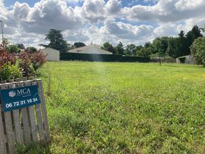 Vente terrain 604 m² Saint-Vaize (17100)