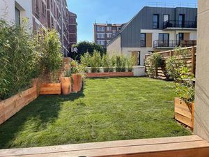 Asnieres - Quartier des Philosophes. 184 m2 de plain pied - terrasse - jardin - parkings