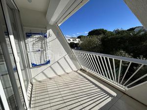 Appartement Studio Cabine Rénové avec Place de parking