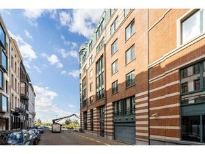 Bemeubelde studio op 't Zuid