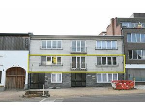 Degelijk appartement met 2 slaapkamers in centrum Hoeselt