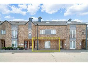 Verzorgd  degelijk en betaalbaar appartement met ruime kelder en inpandige garage