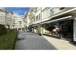 Commercieel winkelpand – Kustlaan  residentie “St-James”