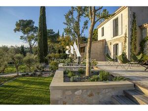 Maussane Les Alpilles - Propriété Avec Vue Proche Centre Village