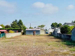 Terrain à bâtir à Parempuyre (33290)