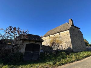 Vente maison 4 pièces 150m2 Montézic 12460 - 107500 € - Surface Privée