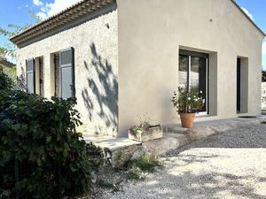 Vente maison 2 pièces 46 m² Sainte-Cécile-les-Vignes (84290)