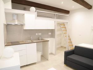 Proche Gare studio meublé clim