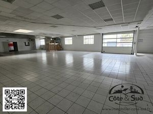 Vente local commercial 680m2 La Rochelle 17000 - 945000 € - Surface Privée