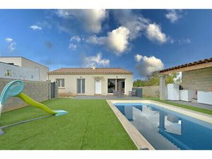 Vente maison 5 pièces 100m2 Beauvoisin 30640 - 338000 € - Surface Privée