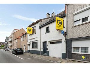 Commercieel te koop in Boom met 3 slaapkamers