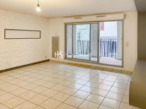 Location appartement 3 pièces 70 m² à Bordeaux (33300)