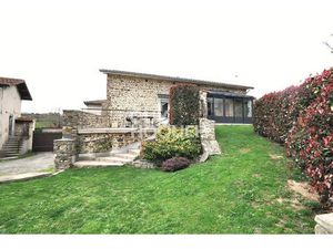 Maison à Grammond de 181 m² sur une parcelle de 637 m²